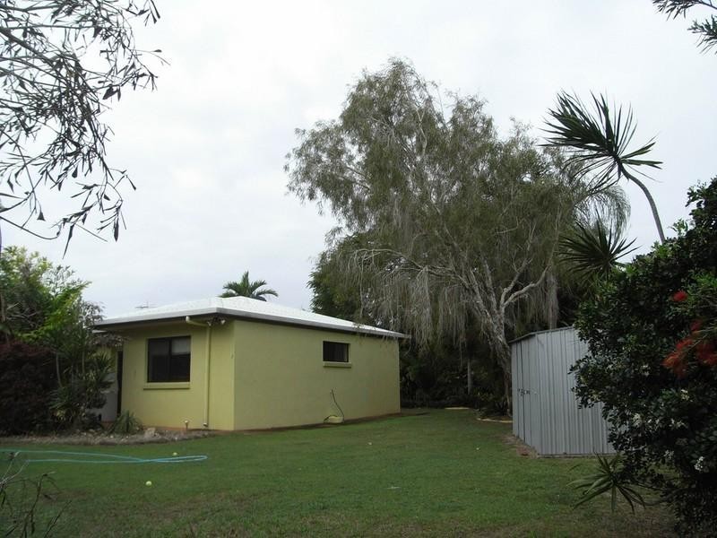23 Paton Terrace, Slade Point QLD 4740