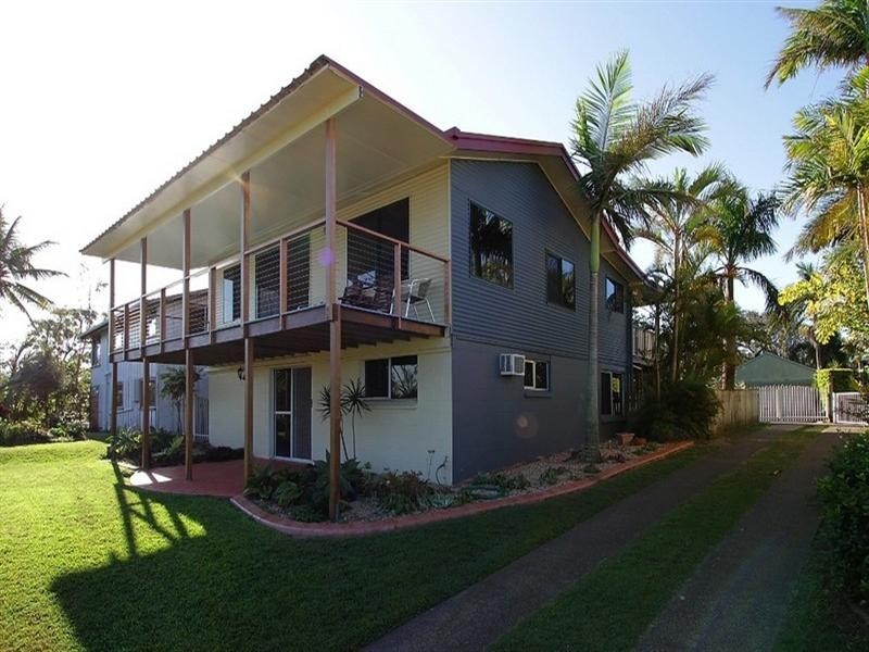 27 Denman Avenue, Shoal Point QLD 4750