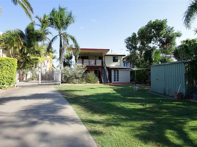 27 Denman Avenue, Shoal Point QLD 4750