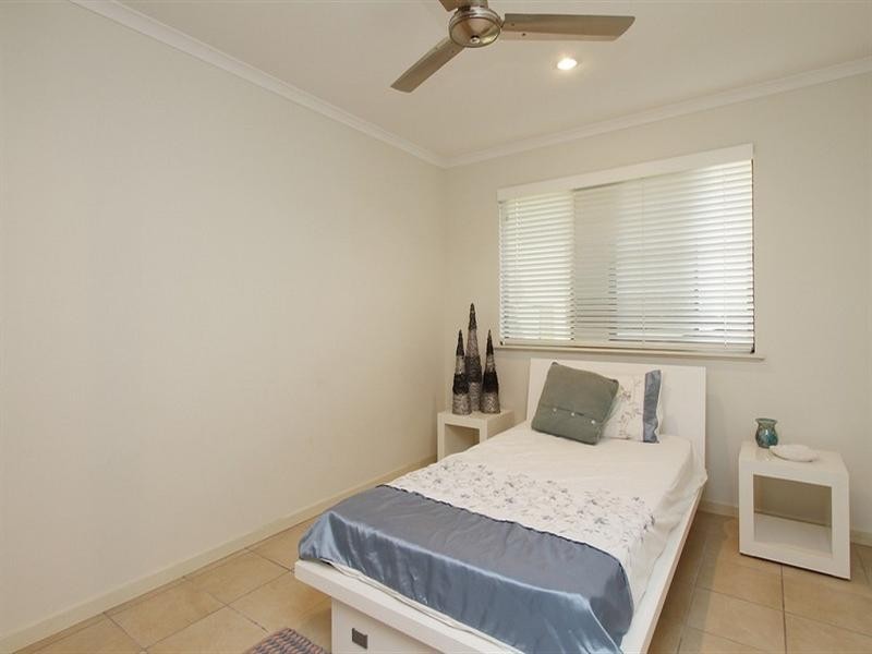 26 Pacific Esplanade, Slade Point QLD 4740