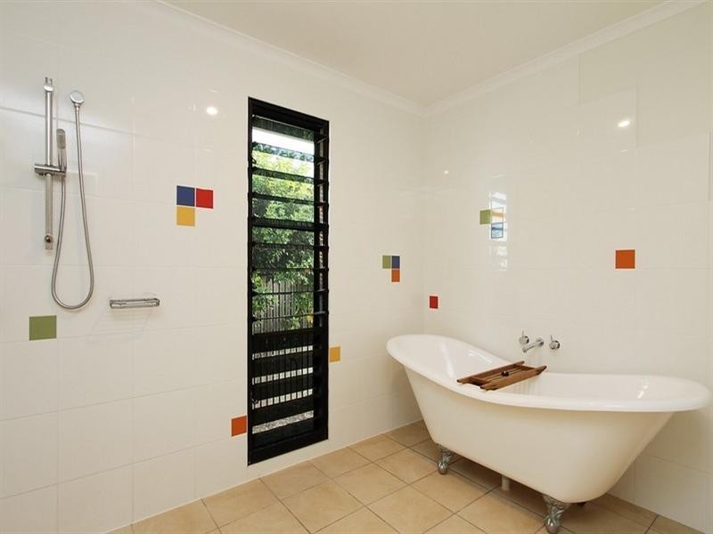 26 Pacific Esplanade, Slade Point QLD 4740