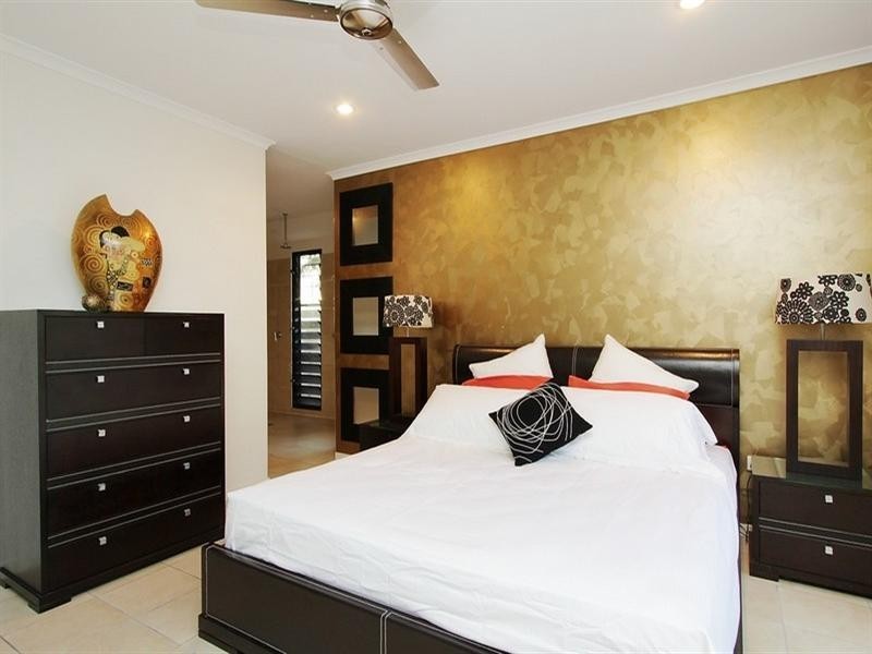 26 Pacific Esplanade, Slade Point QLD 4740