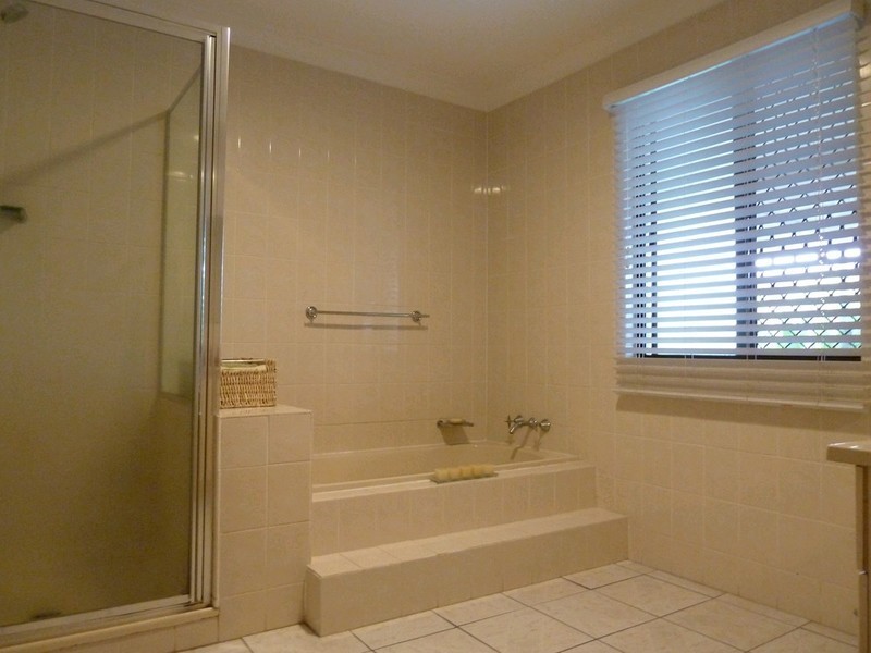 30 Prudhoe Street, East Mackay QLD 4740