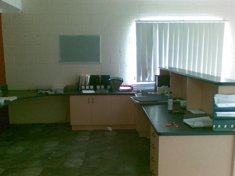 25 Fursden Street, Glenella QLD 4740