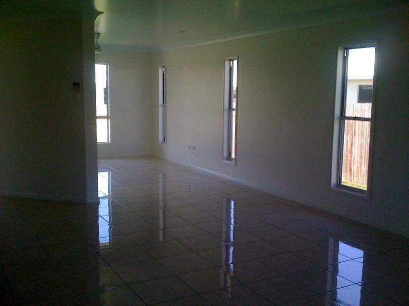 8 Vesta Lane, Ooralea QLD 4740