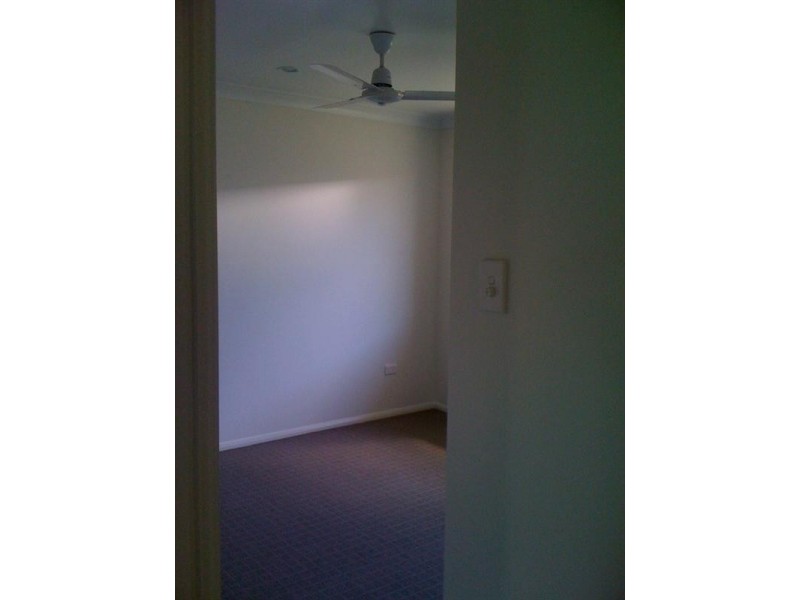 8 Vesta Lane, Ooralea QLD 4740