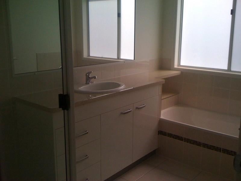 8 Vesta Lane, Ooralea QLD 4740