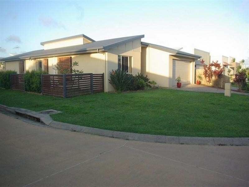 10 Rosemoor Court, Glenella QLD 4740