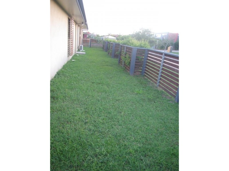10 Rosemoor Court, Glenella QLD 4740