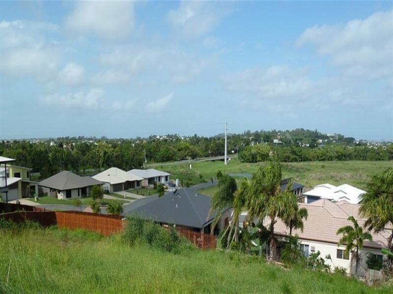 84 Cinnamon Drive, Glenella QLD 4740