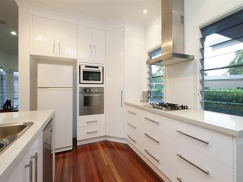 101 Waverley Street, Bucasia QLD 4750