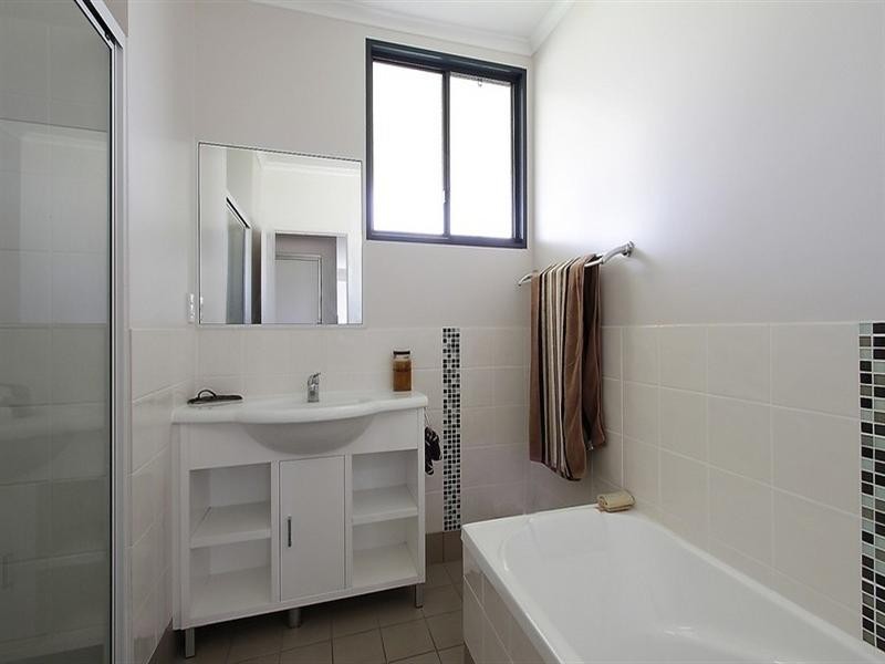 9/8 to 12 Mulcahy Crescent, Eimeo QLD 4740