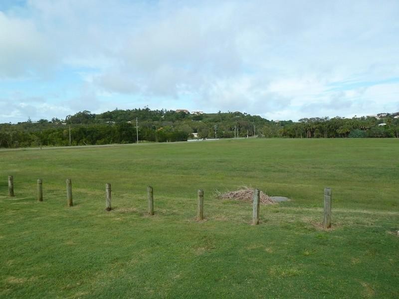 9/8 to 12 Mulcahy Crescent, Eimeo QLD 4740