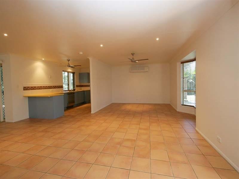 75 Slater Avenue, Blacks Beach QLD 4740