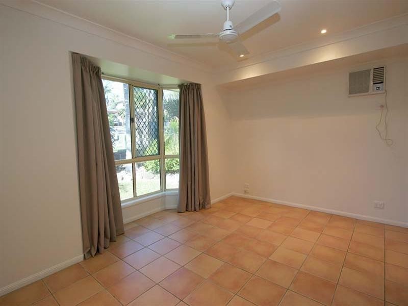 75 Slater Avenue, Blacks Beach QLD 4740
