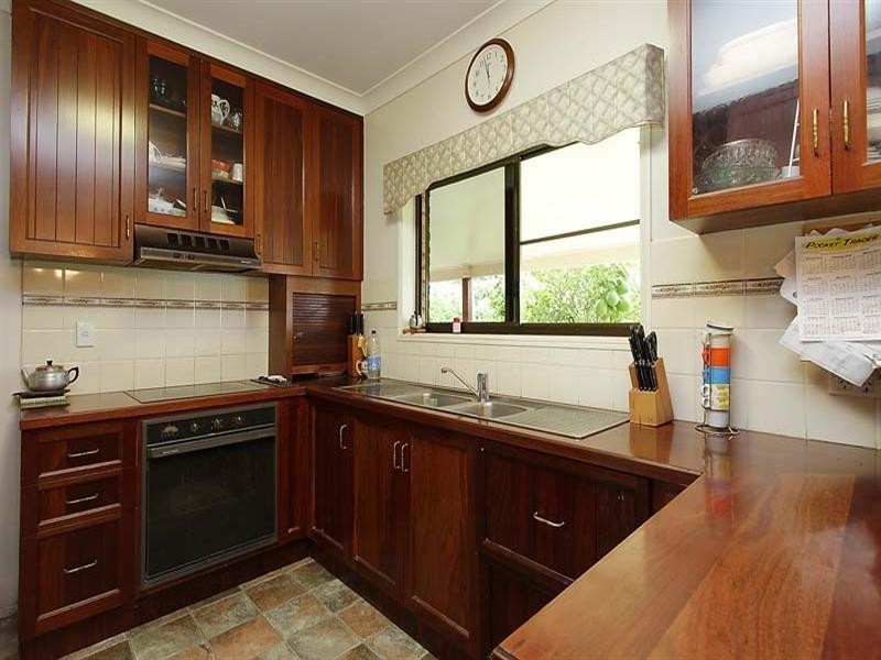 25 Gravinos Road, Victoria Plains QLD 4751