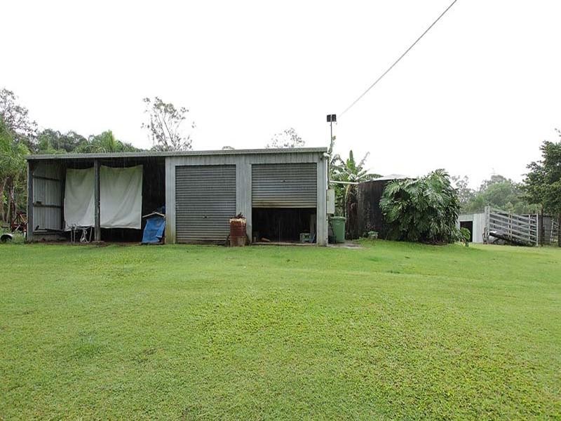25 Gravinos Road, Victoria Plains QLD 4751