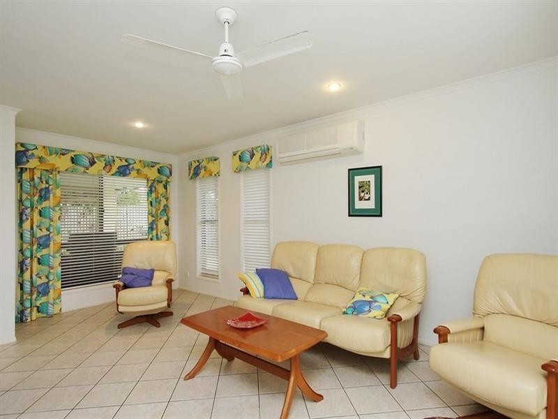 12 Starboard Circuit, Shoal Point QLD 4750
