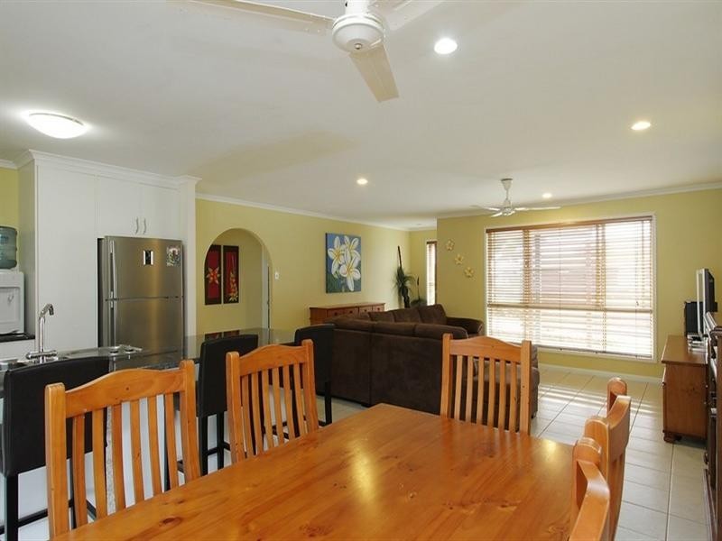 42 Ben Nevis Street, Beaconsfield QLD 4740