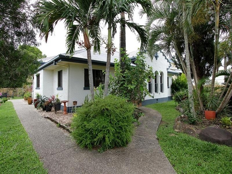 16 Clark Street, South Mackay QLD 4740