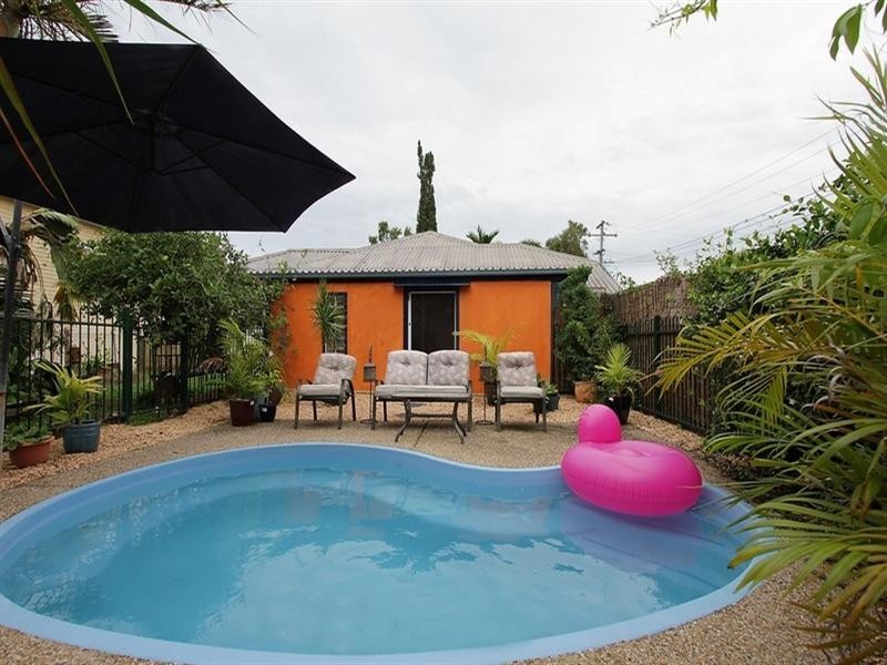 16 Clark Street, South Mackay QLD 4740