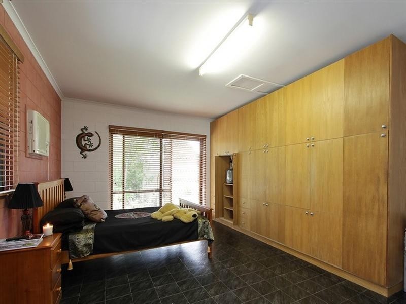 9 Blacksmith Street, Slade Point QLD 4740