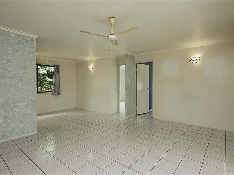 8 Eaglemount Road, Andergrove QLD 4740