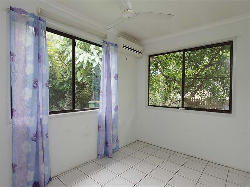 8 Eaglemount Road, Andergrove QLD 4740