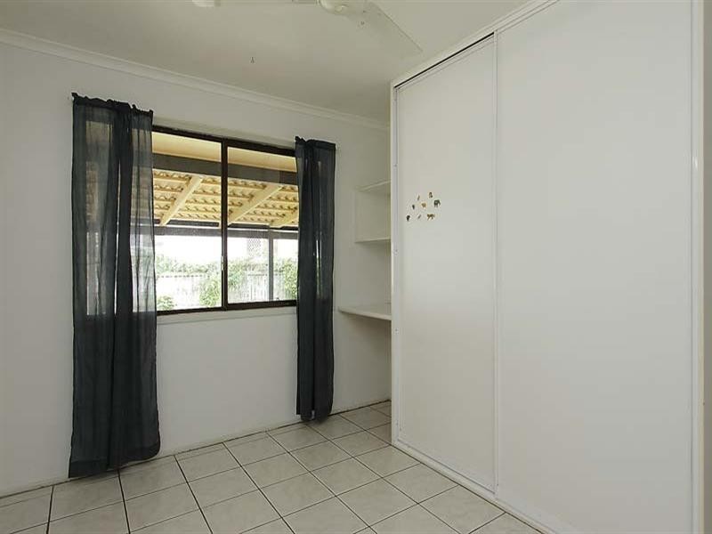 8 Eaglemount Road, Andergrove QLD 4740