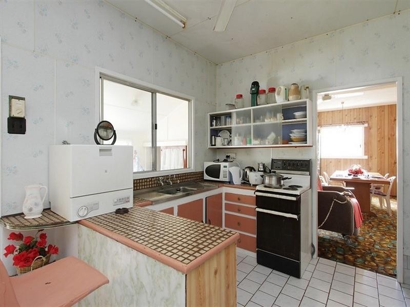 24 Jackson Street, West Mackay QLD 4740