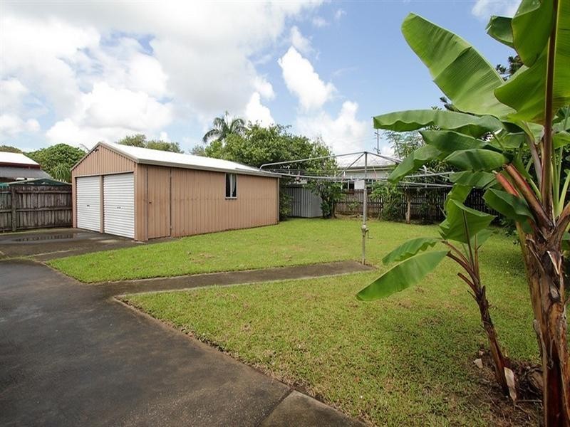 24 Jackson Street, West Mackay QLD 4740