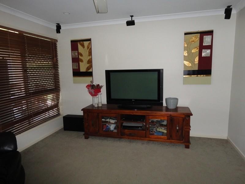 4 Antonia Court, Glenella QLD 4740