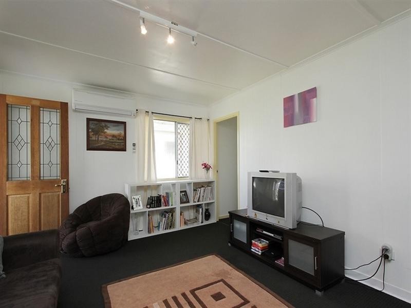 16 Burston Street, North Mackay QLD 4740