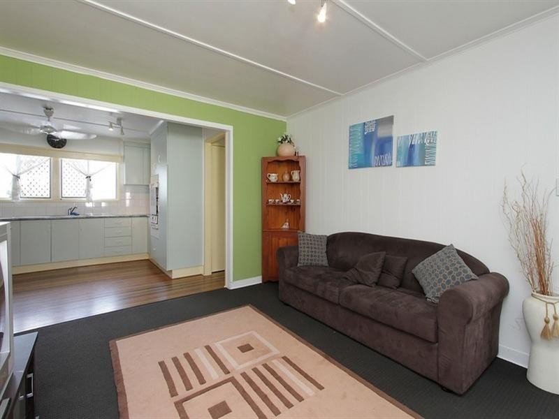 16 Burston Street, North Mackay QLD 4740