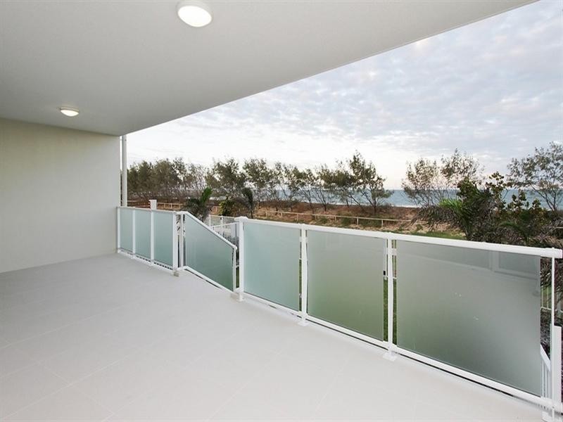 2/19 East Point Drive, Mackay QLD 4740