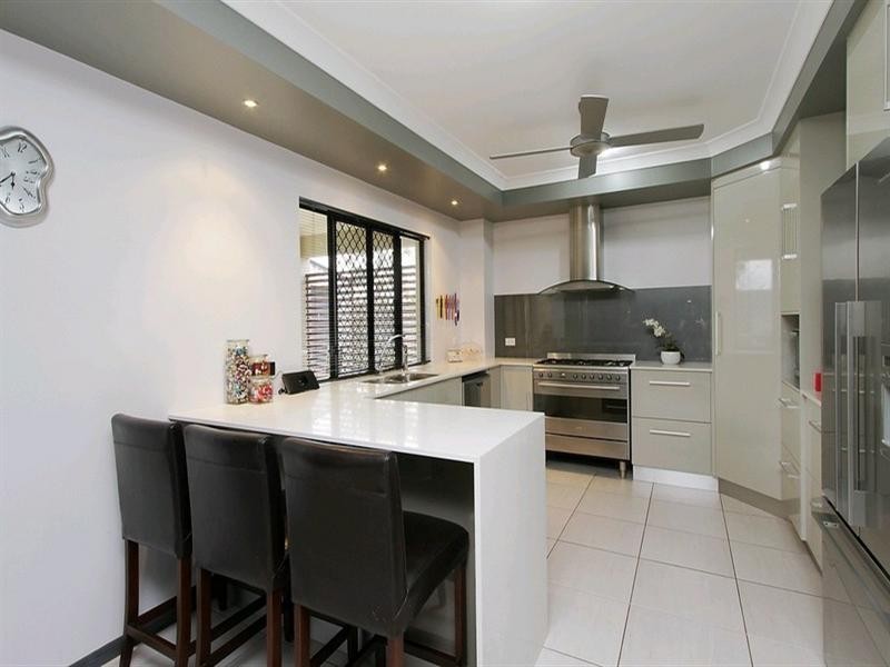 47 Victor Avenue, Glenella QLD 4740