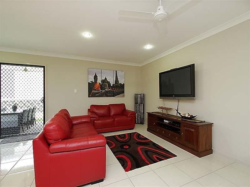 9 Turnbuckle Street, Bucasia QLD 4750