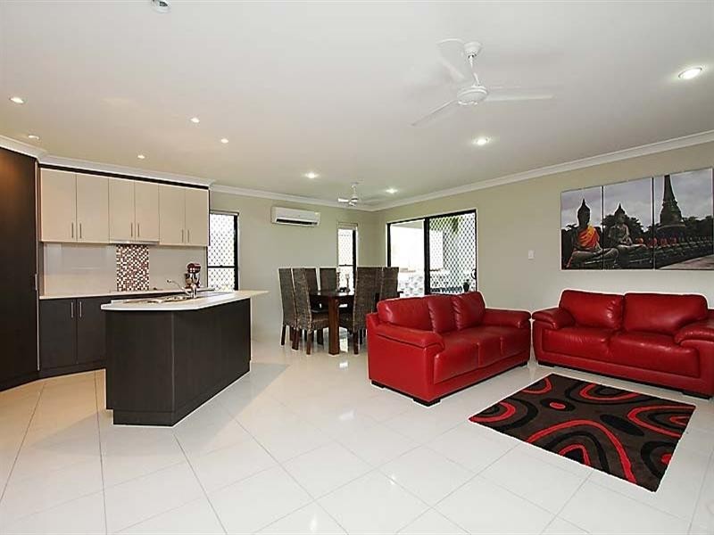 9 Turnbuckle Street, Bucasia QLD 4750