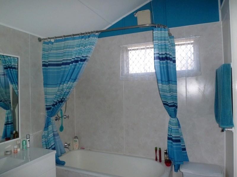 10 Adrian Street, West Mackay QLD 4740