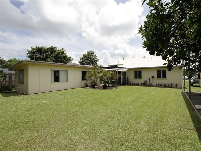 8 The Goose Walk, North Mackay QLD 4740