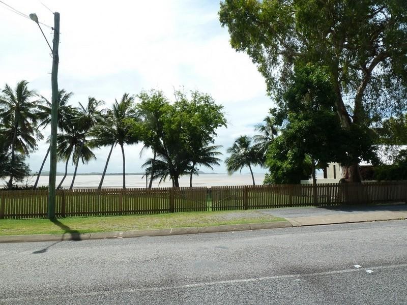 36 Ocean Avenue, Slade Point QLD 4740