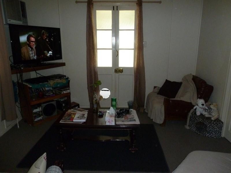 45 Anzac Parade, Finch Hatton QLD 4756