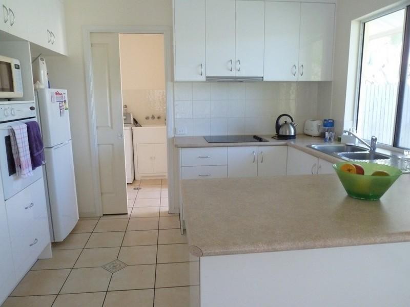 4/6 Megan Place, Mackay Harbour QLD 4740