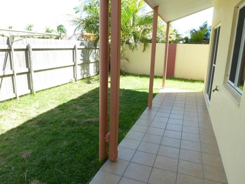 4/6 Megan Place, Mackay Harbour QLD 4740