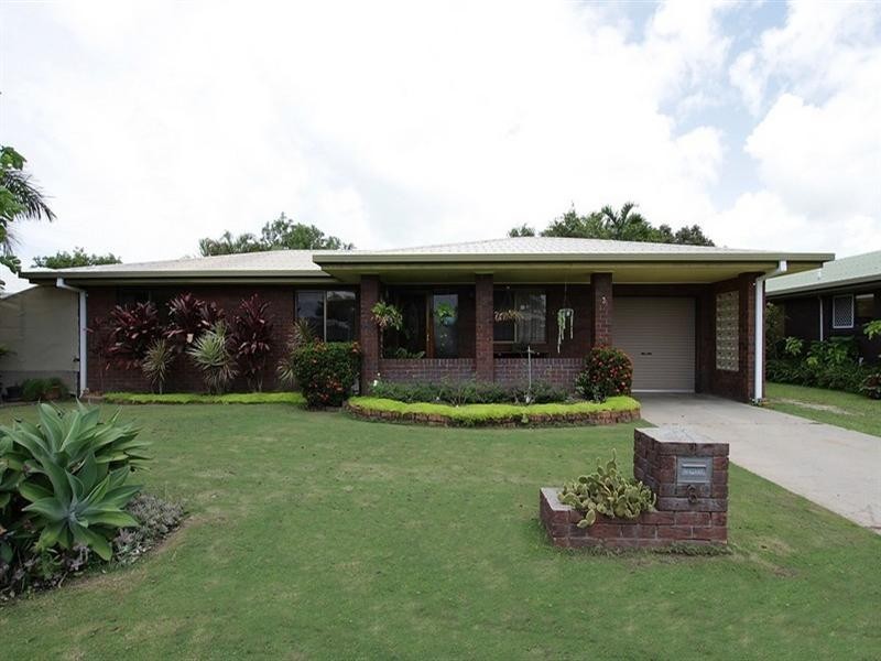 3 Lindesay Court, South Mackay QLD 4740