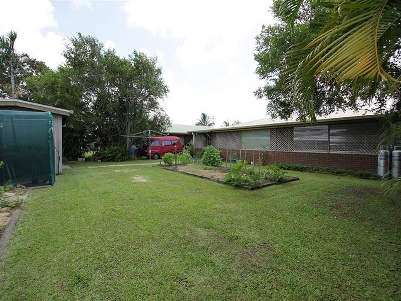 3 Lindesay Court, South Mackay QLD 4740