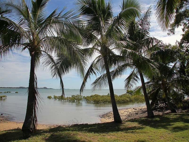 8/25 Slade Esplanade, Slade Point QLD 4740