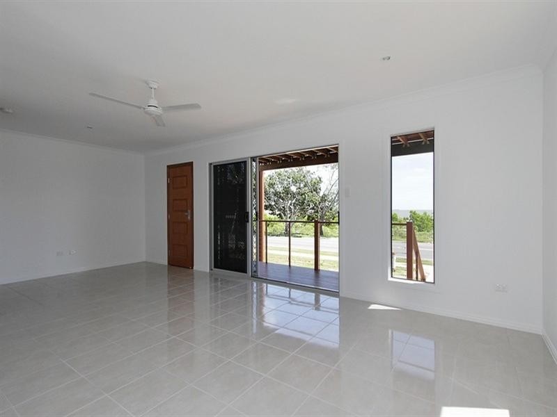 8/25 Slade Esplanade, Slade Point QLD 4740