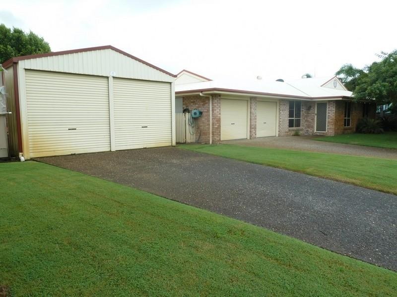 14 Dolphin Drive, Bucasia QLD 4750