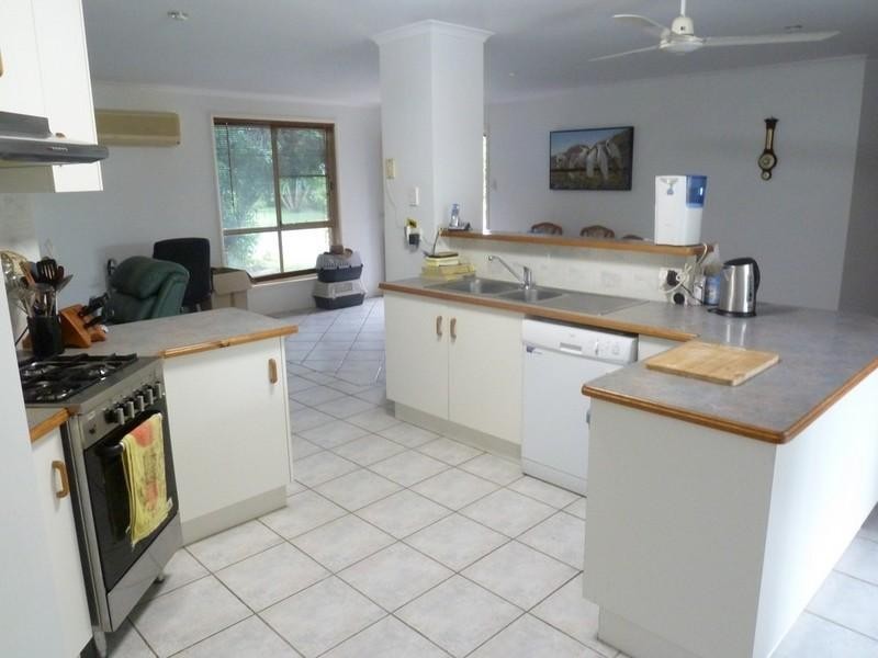 14 Dolphin Drive, Bucasia QLD 4750